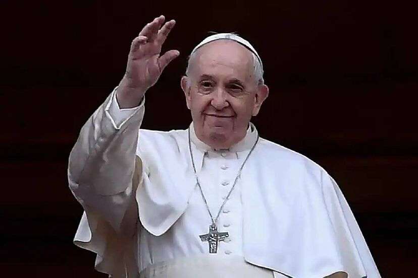 Papa Francisco continúa en tratamiento por afección respiratoria