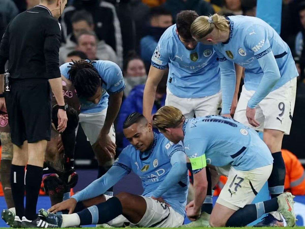Manchester City pierde a Akanji por diez semanas