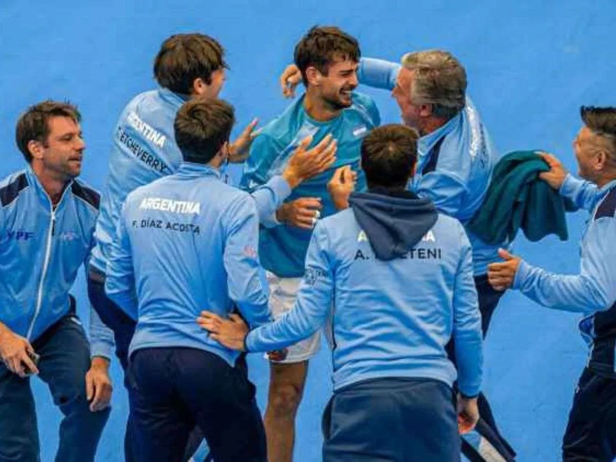 Argentina batalló con garras para avanzar en la Copa Davis