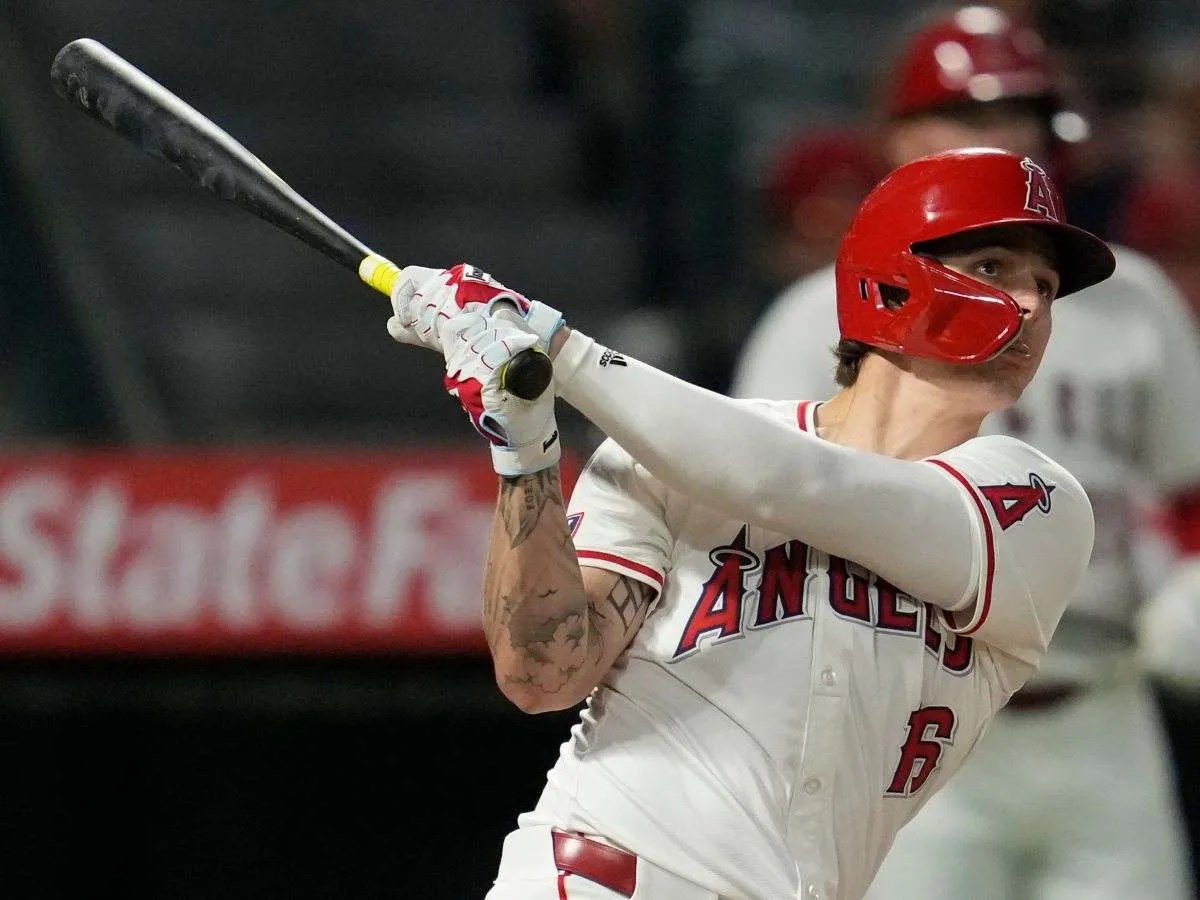 Mickey Moniak ganó su arbitraje contra los Angelinos