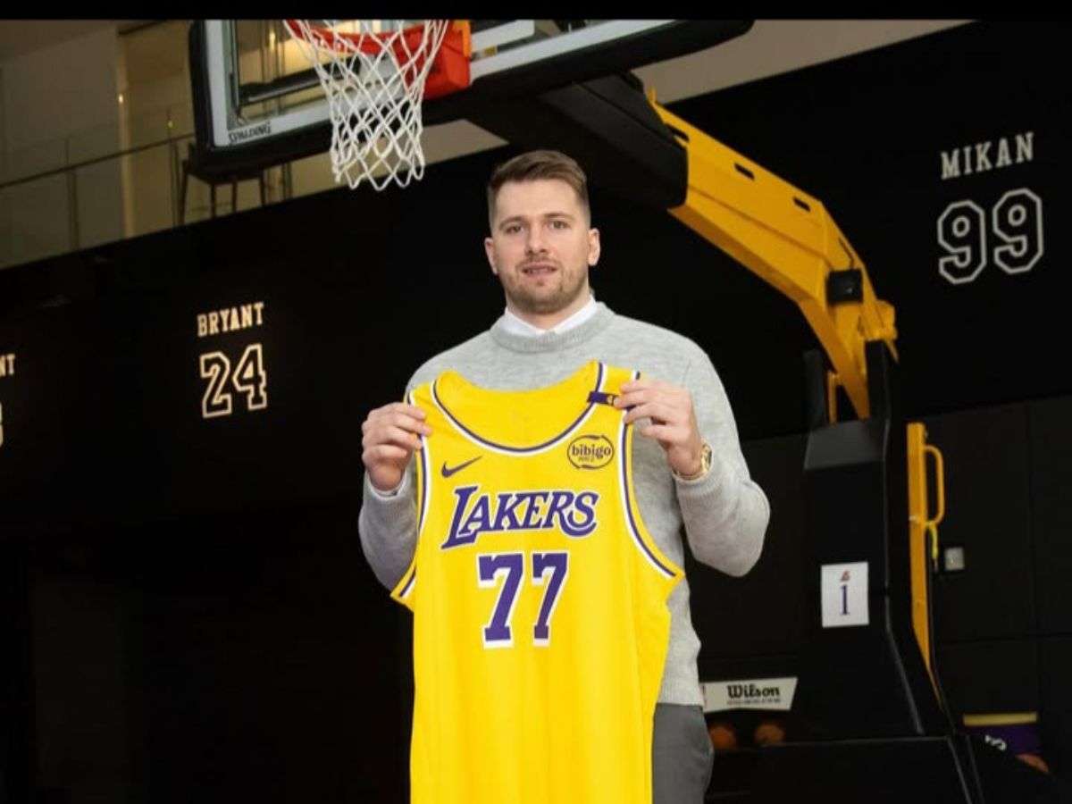 Luka Doncic recibió el alta médica para debutar con los Lakers