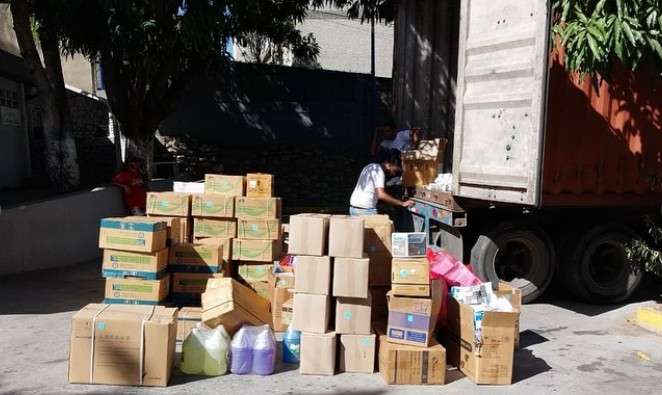 Entregan más de 150.000 insumos médicos a red hospitalaria de La Guaira