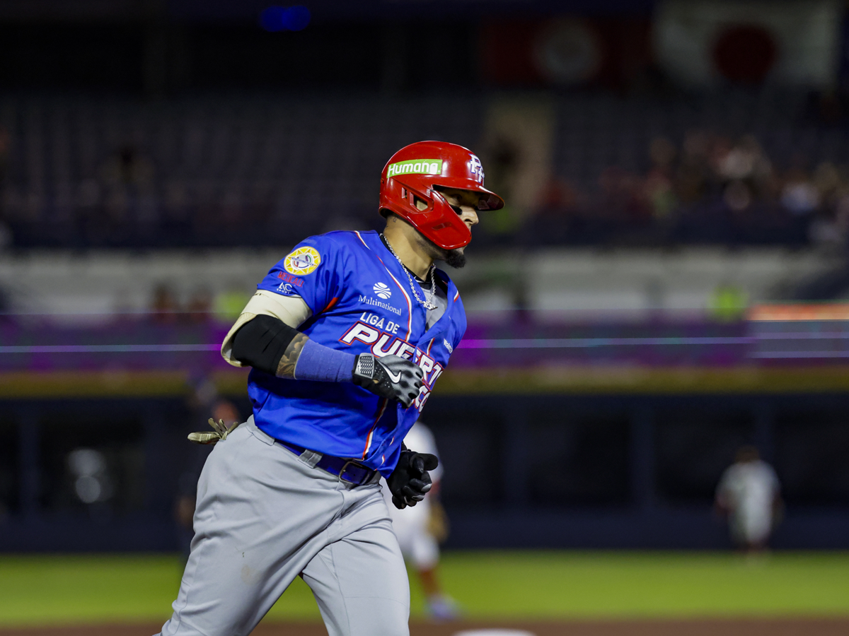 Isan Díaz coqueteó con marca de Adrián González