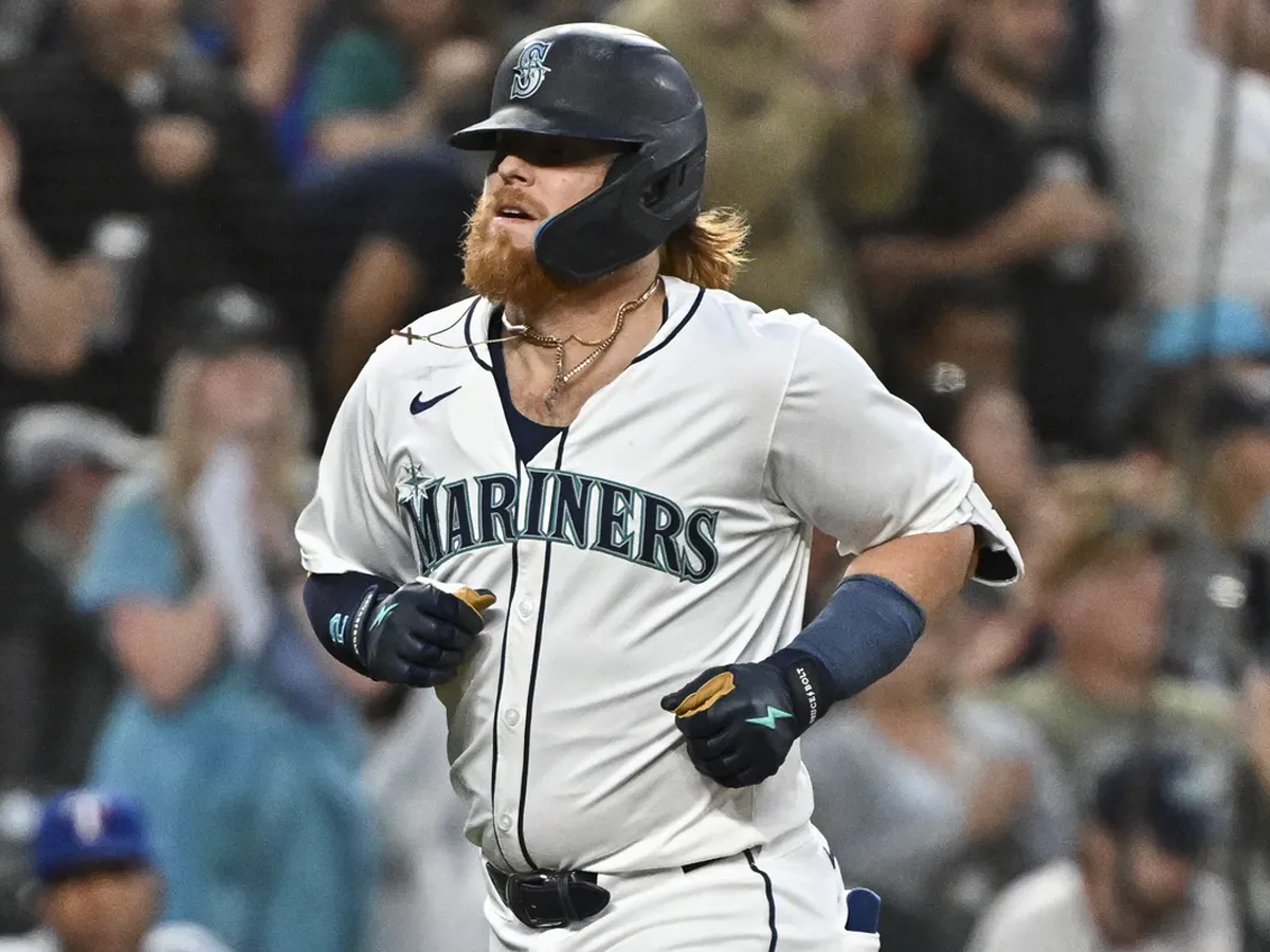Justin Turner se muda al Norte de Chicago