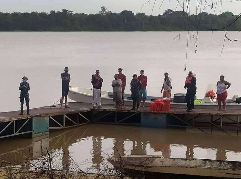 Continúa búsqueda de personas tras naufragio de embarcación en Delta Amacuro
