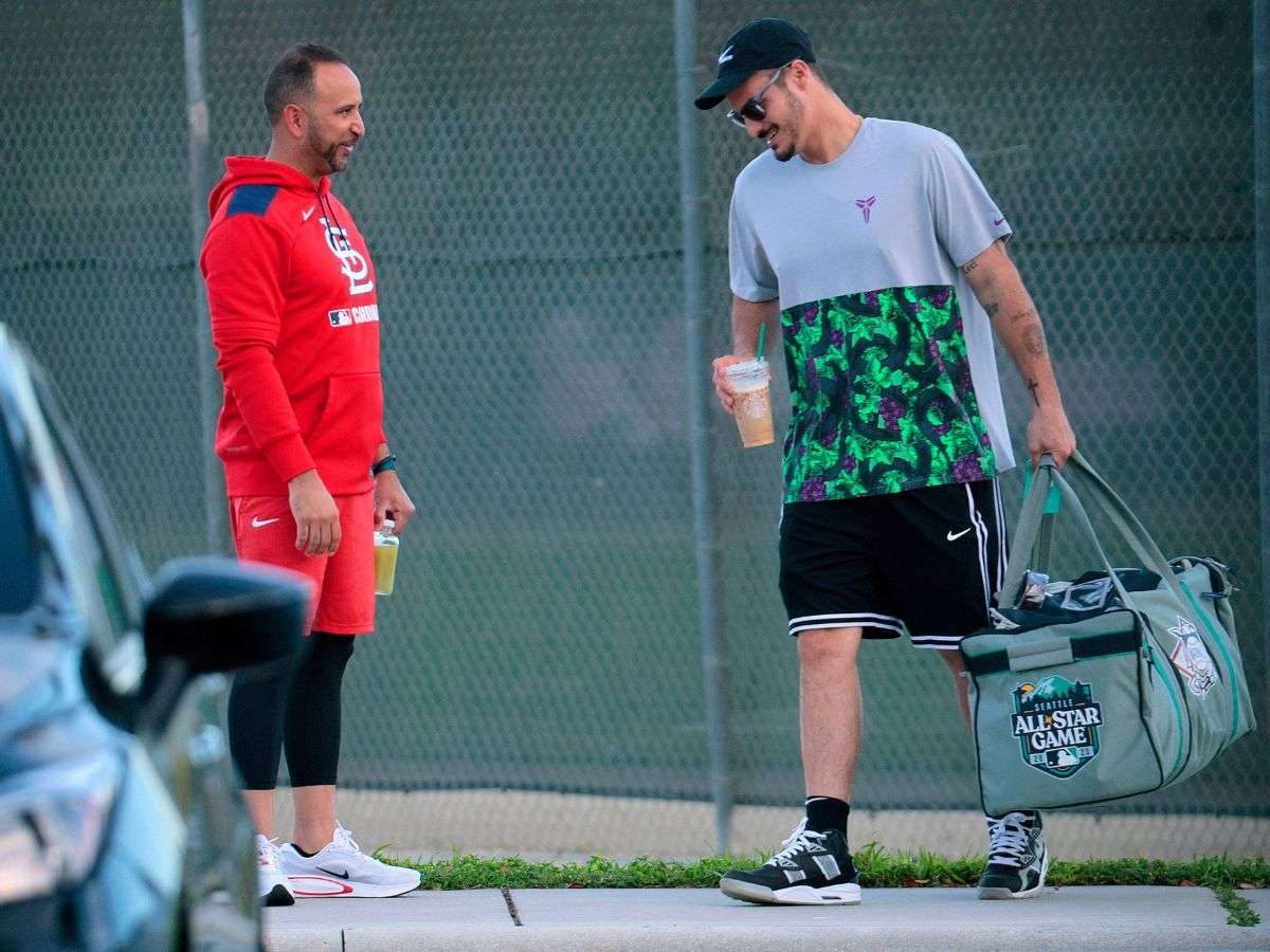 Nolan Arenado se reportó con Cardenales