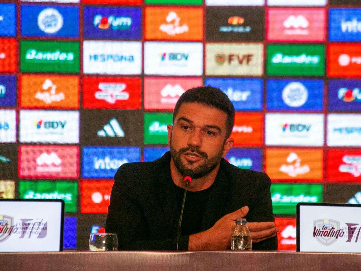 Ricardo Belli quiere una selección femenina con identidad