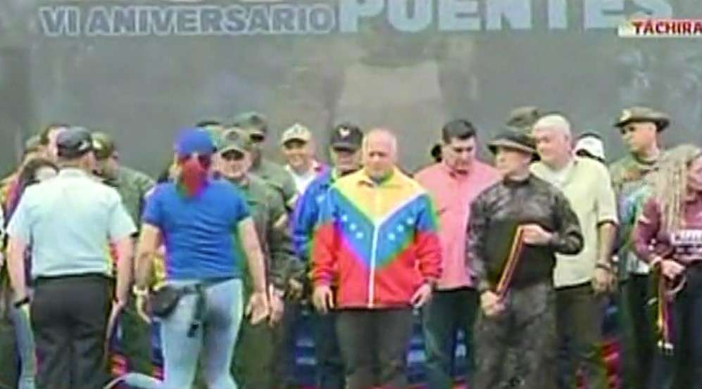 Patriotas reciben condecoración Batalla de los cuatro puentes