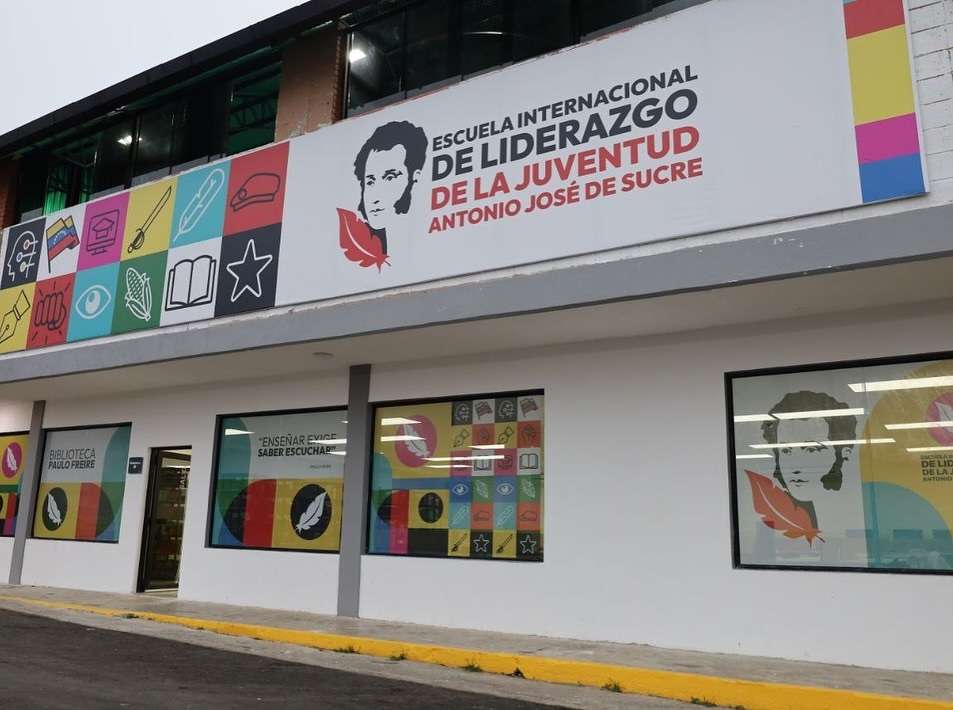 Escuela Internacional de Liderazgo de la Juventud abrió sus puertas