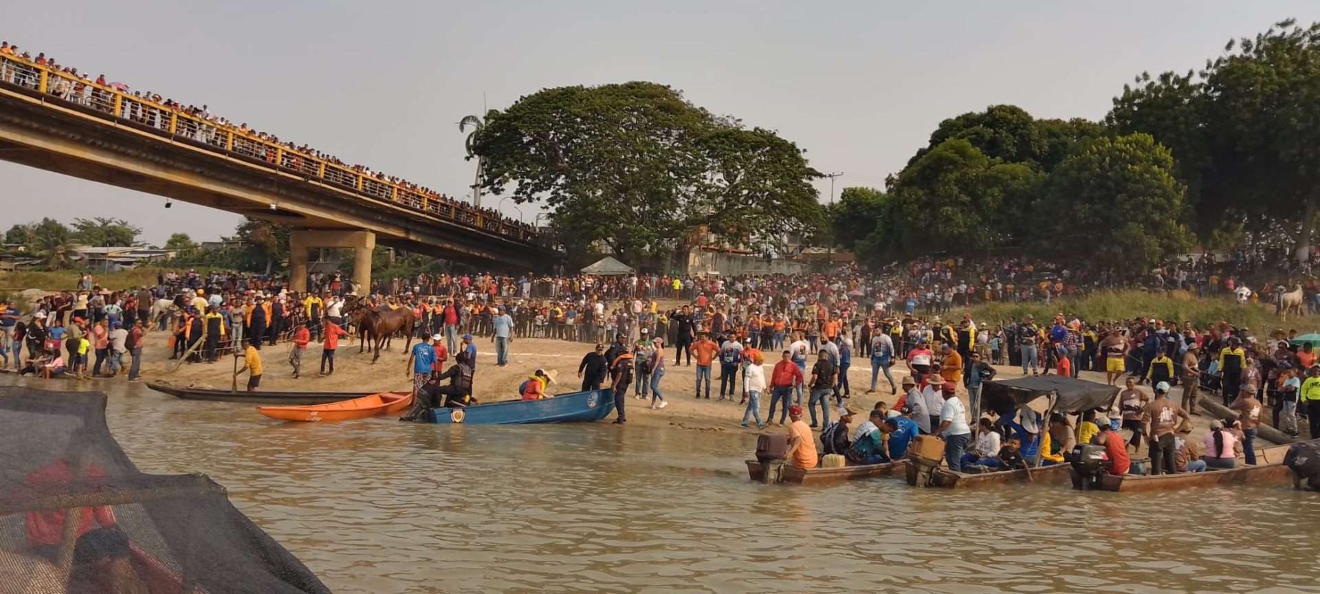 El abordaje del río Apure es una tradición llanera