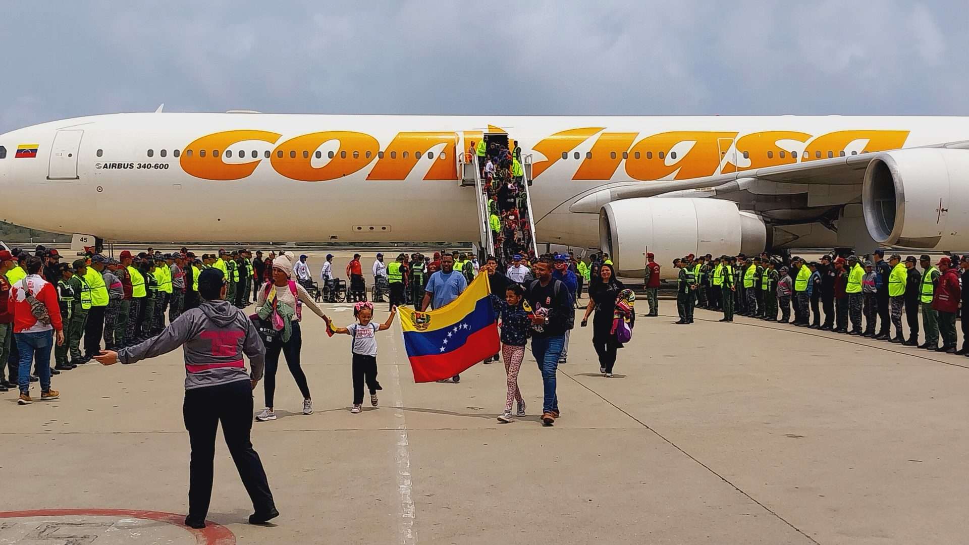Llegaron unos, todavía faltan - Últimas Noticias