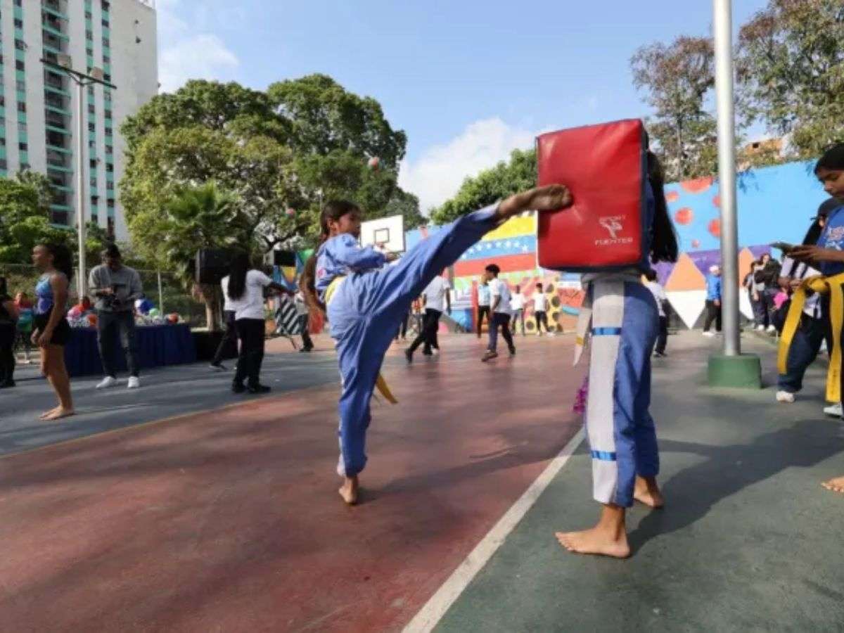 6.600 instituciones en Juegos Estudiantiles 2025