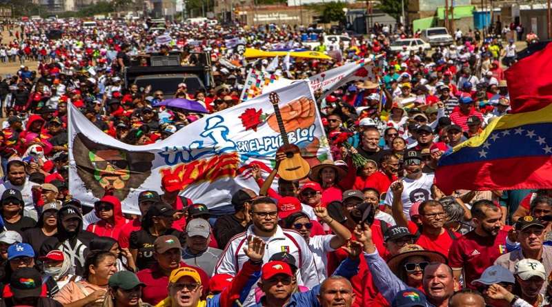 Pueblo venezolano inició movilización rumbo a la AN en defensa de nuestros migrantes