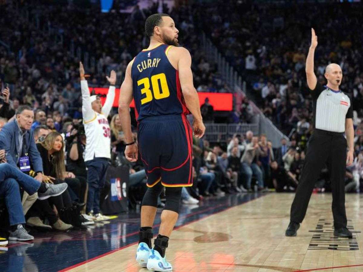 Stephen Curry un histórico de la NBA con sus triples