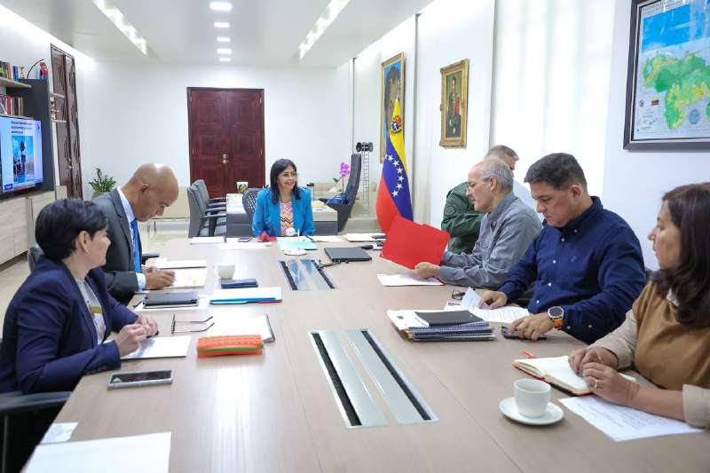 Vicepresidentes Sectoriales supervisaron instalación del Gobierno Popular y Comunal