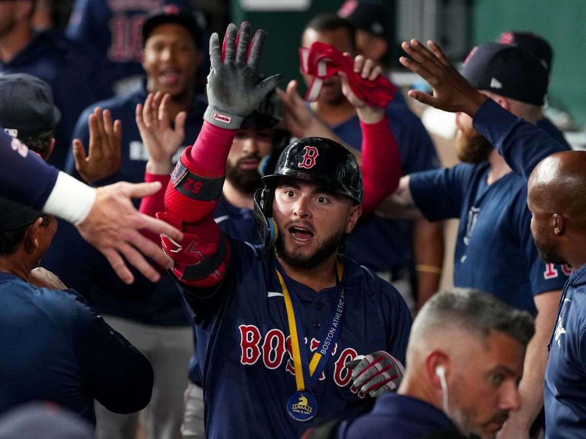 Wilyer Abreu regresó a las prácticas con Boston