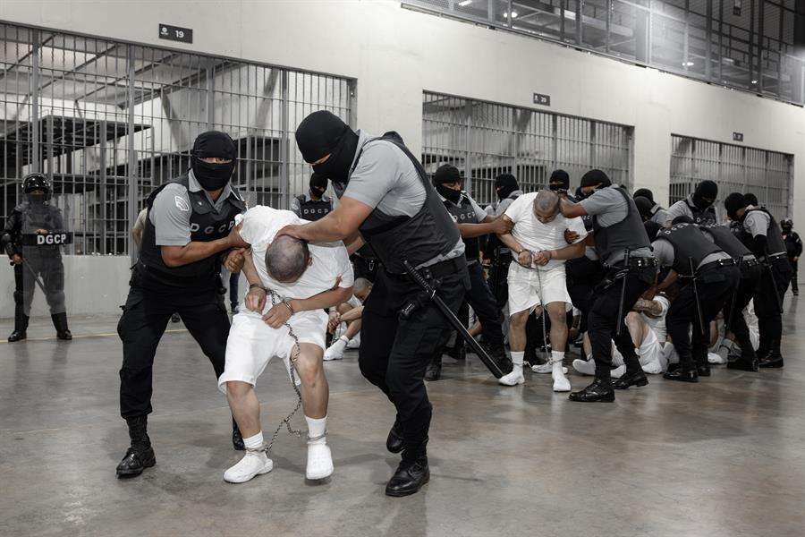 Publican la lista de los migrantes venezolanos secuestrados en El Salvador