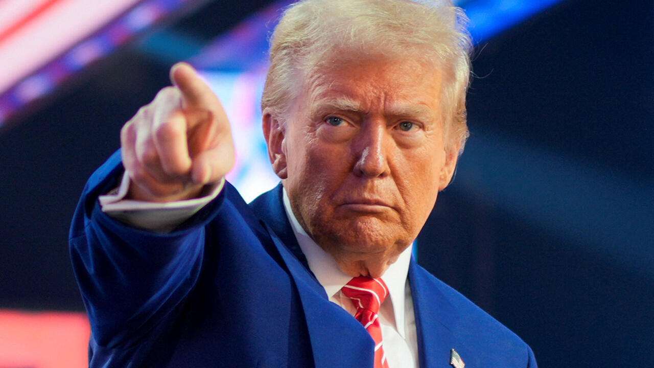 Trump considera sancionar a Rusia hasta lograr acuerdo con Ucrania