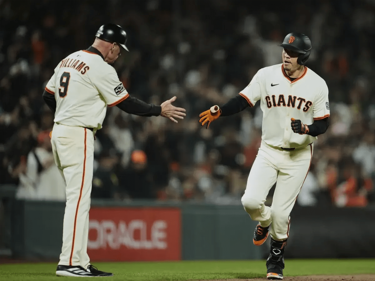 Wilmer Flores se acerca a récord de Galarraga