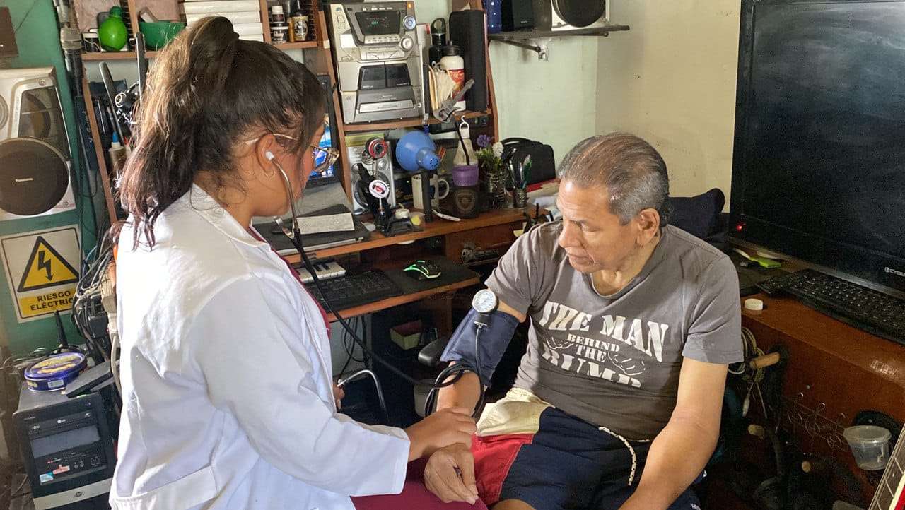 Dieron atención a abuelos y maestros de Petare