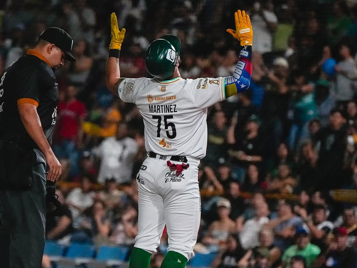 Alberth Martínez disparó HR para contribuir a León