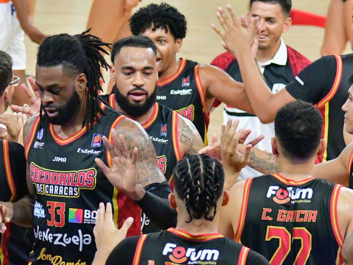 Cocodrilos aplastó a Piratas - Líder en deportes