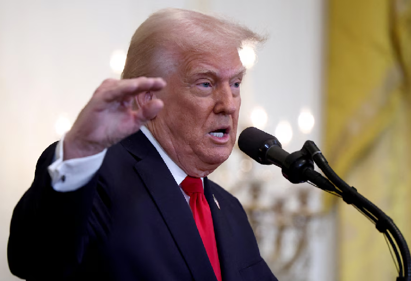 Trump publica amenaza para China "si no retira su 34 %"
