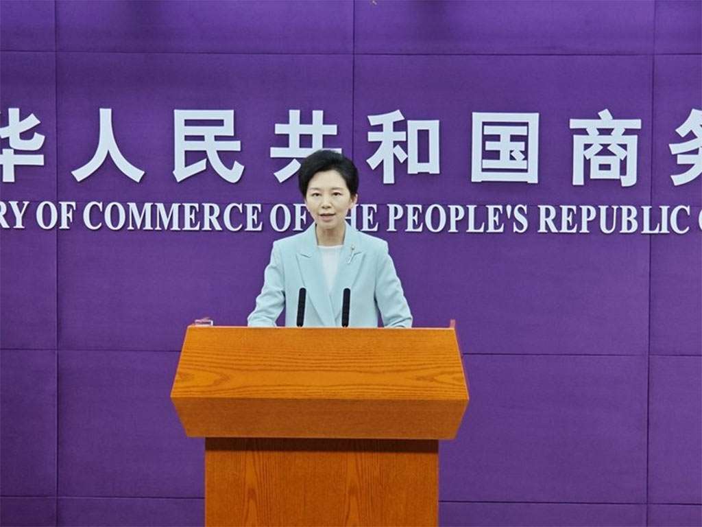 China dispuesta a dialogar en medio de la desestabilización global causada por Trump