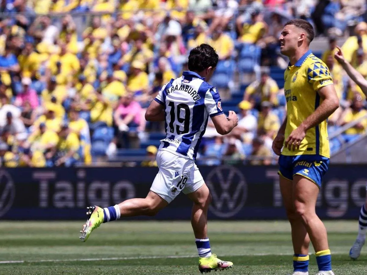 Aramburu se estrenó en el arco de la Real Sociedad