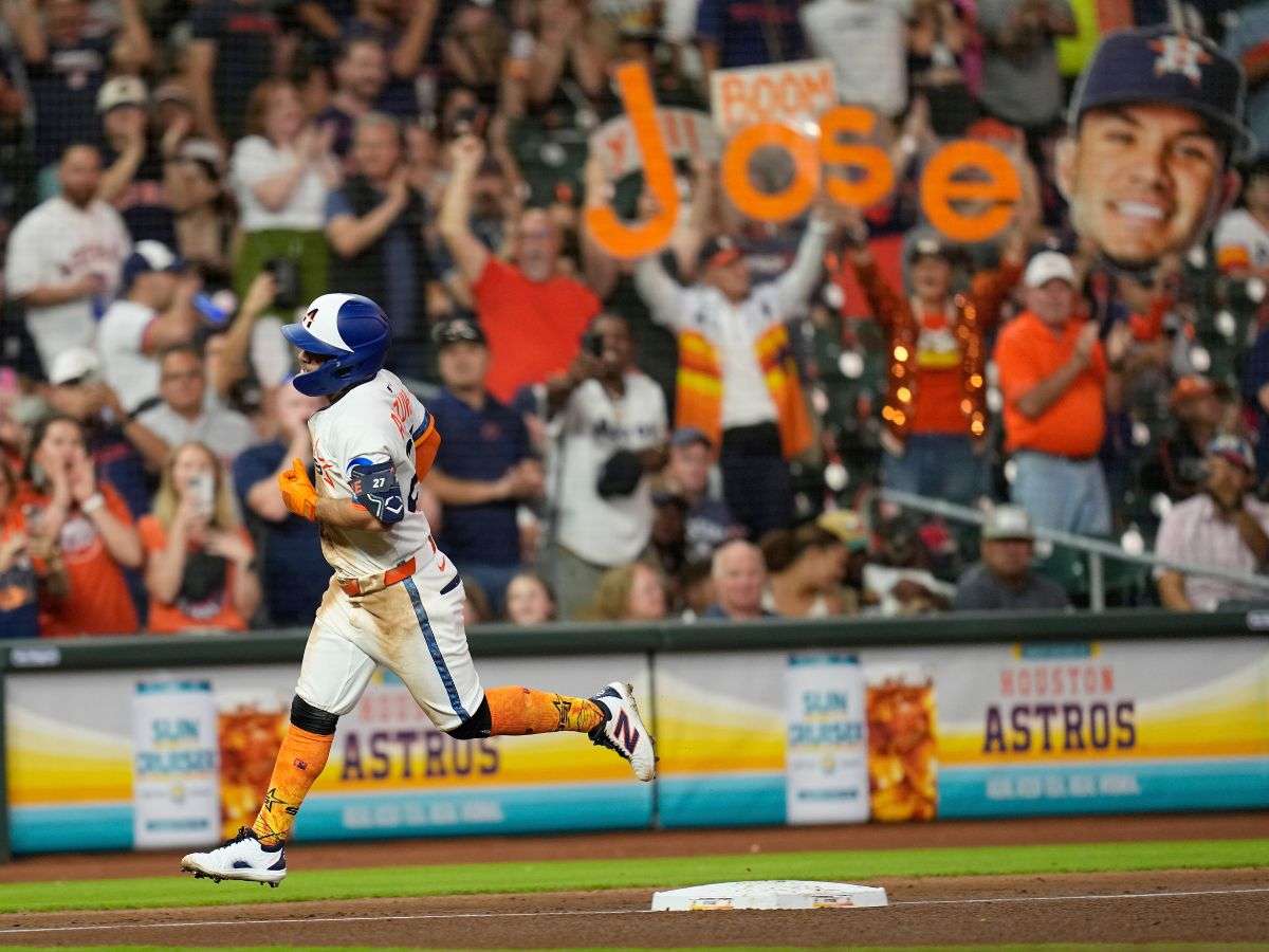 Altuve fue crucial en la remontada de los Astros