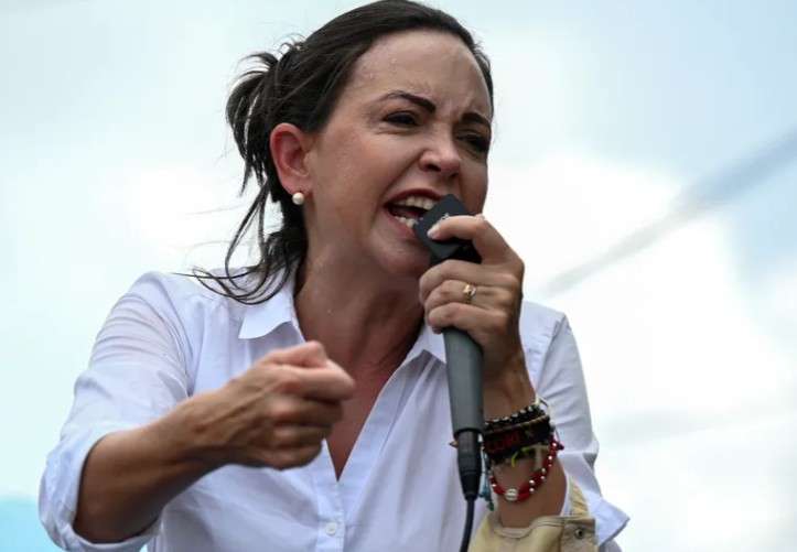 Cabello denuncia que medios "palangristas" buscan legitimar clandestinidad de Machado