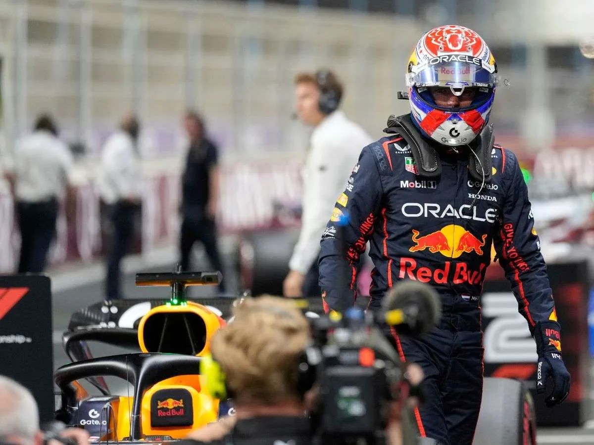 Verstappen asegura la pole en Arabia Saudí