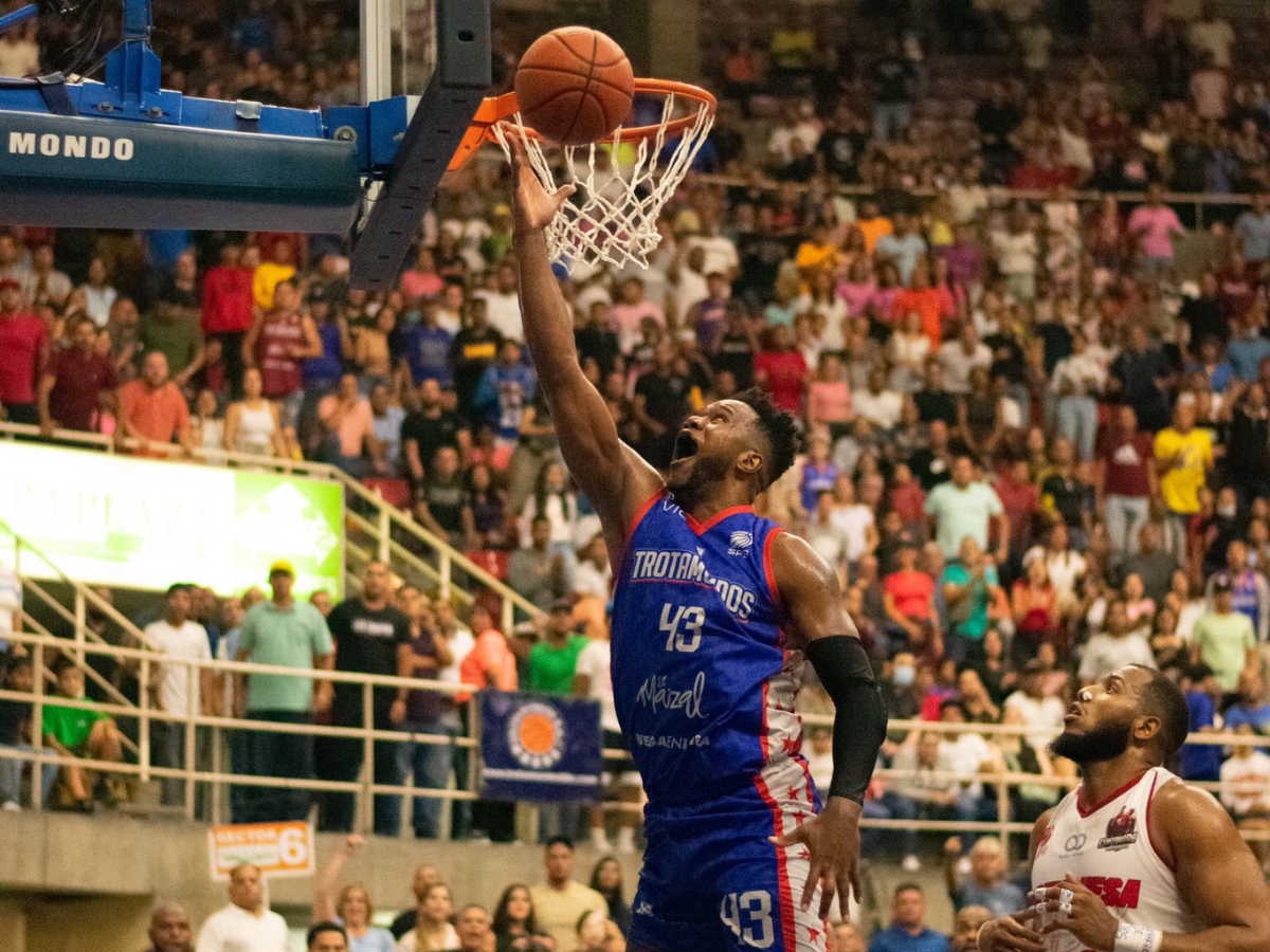 Trotamundos triunfó con agónico punto de Colmenares