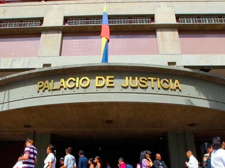 Abogado replica nota publicada - Últimas Noticias