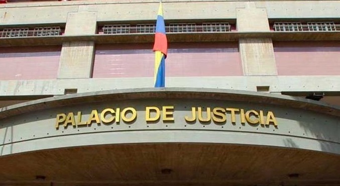 Acusado se lanzó del quinto piso en el Palacio de Justicia de Caracas