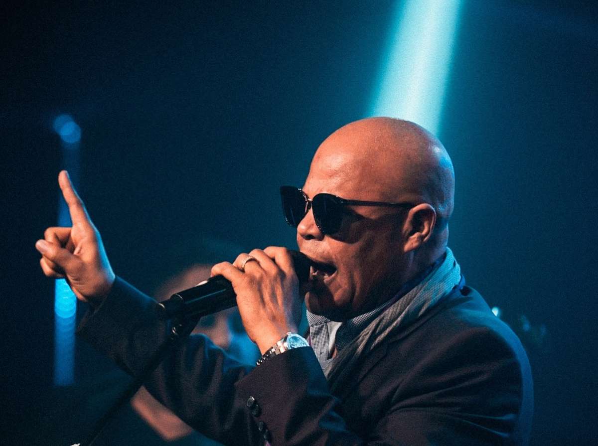 Rubby Pérez permanece bajo los escombros tras desplome de discoteca