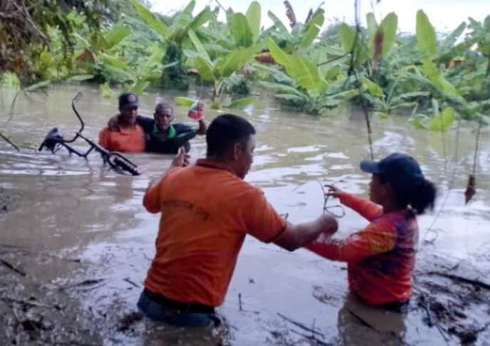 Rescataron a septuagenario que quedó aislado con crecida del río Guanare