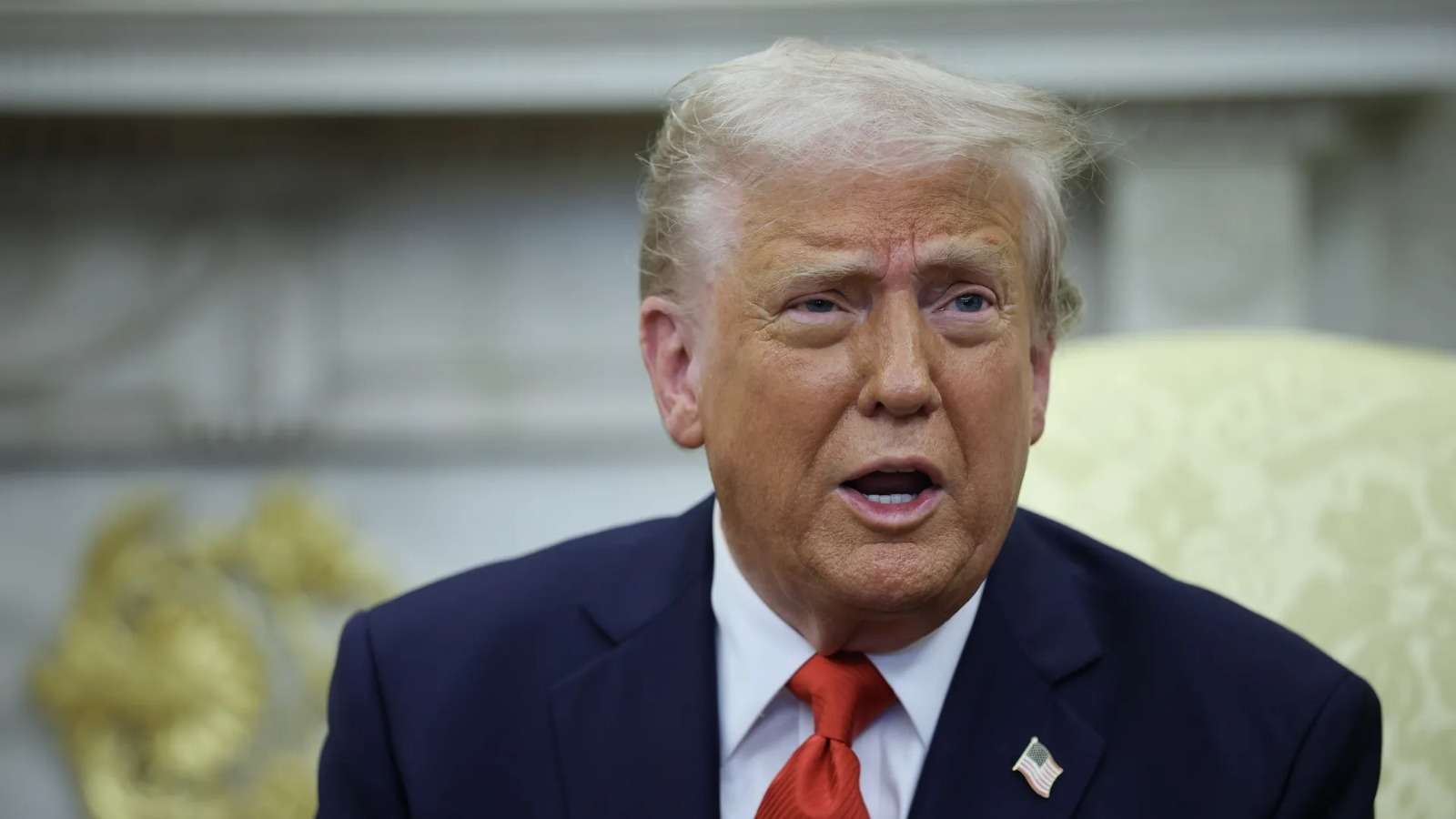 Trump pretende eliminar protecciones laborales de 50.000 empleados federales