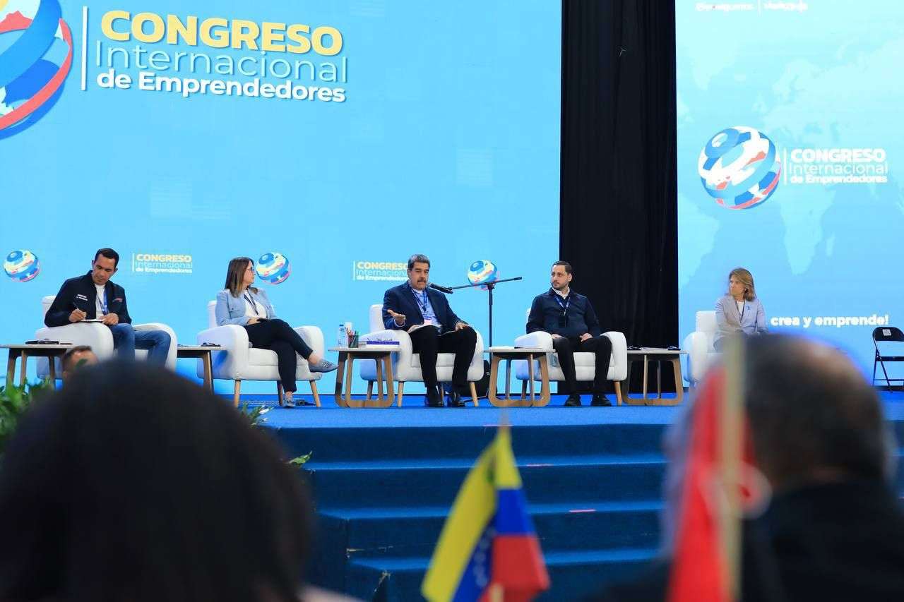 Presidente: bajo el más cruel bloqueo se han financiado más de un millón de emprendimientos