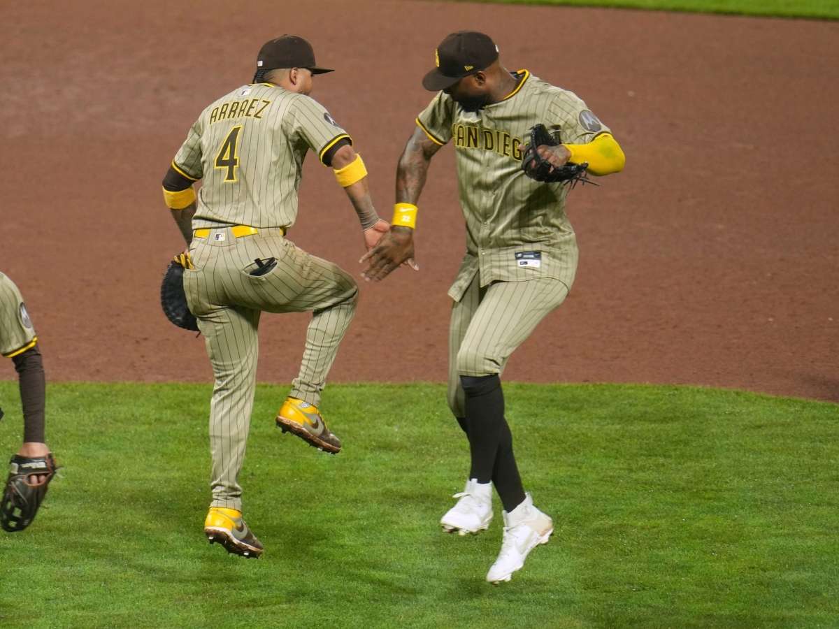 Luis Arráez castigó a los Piratas