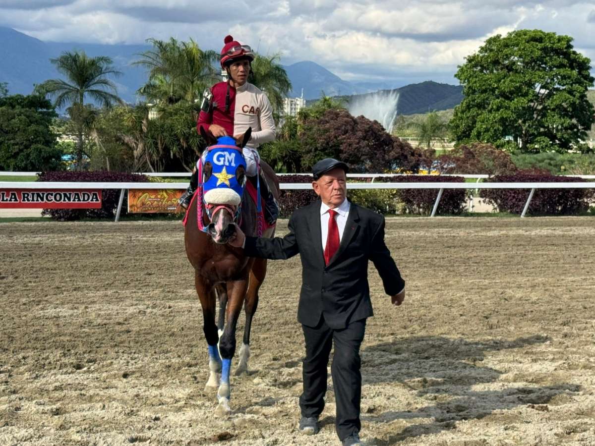Jhonathan Aray ganó tres y fue el más destacado