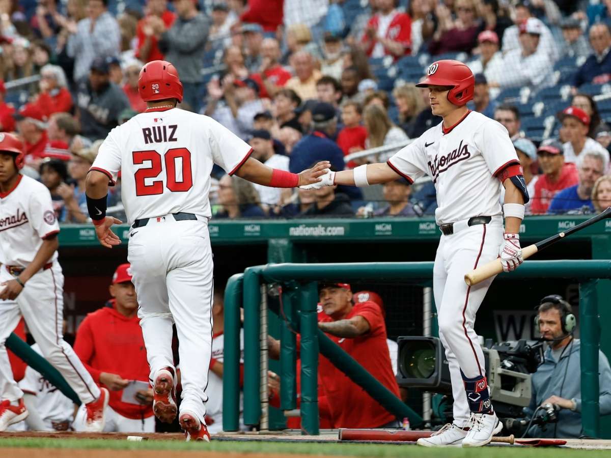 Keibert Ruiz remolcó y Washington ganó el quinto al hilo