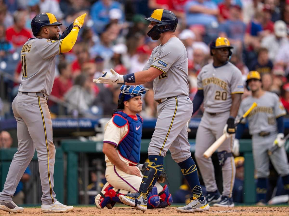 Jackson Chourio fue un gigante frente a  los Phillies