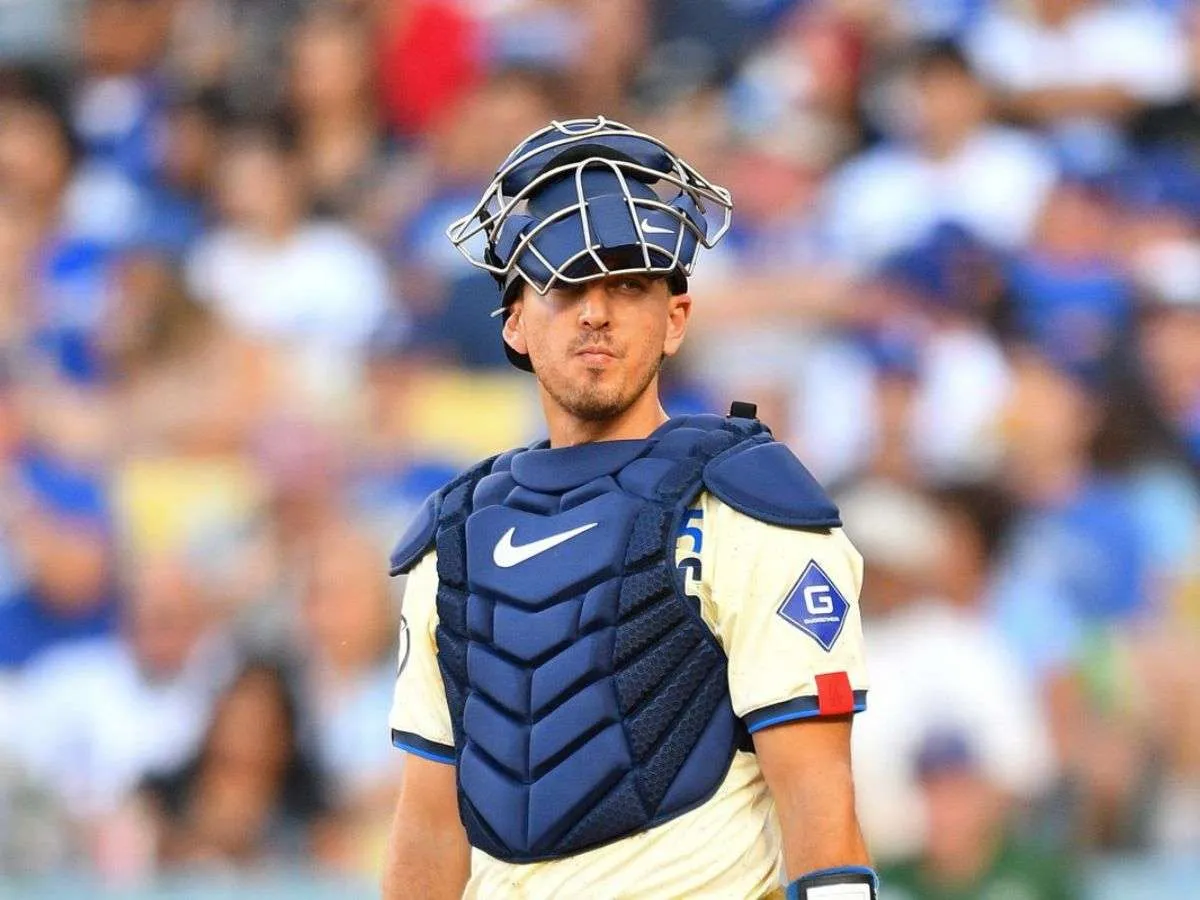 Los Dodgers ponen en asignación a Austin Barnes