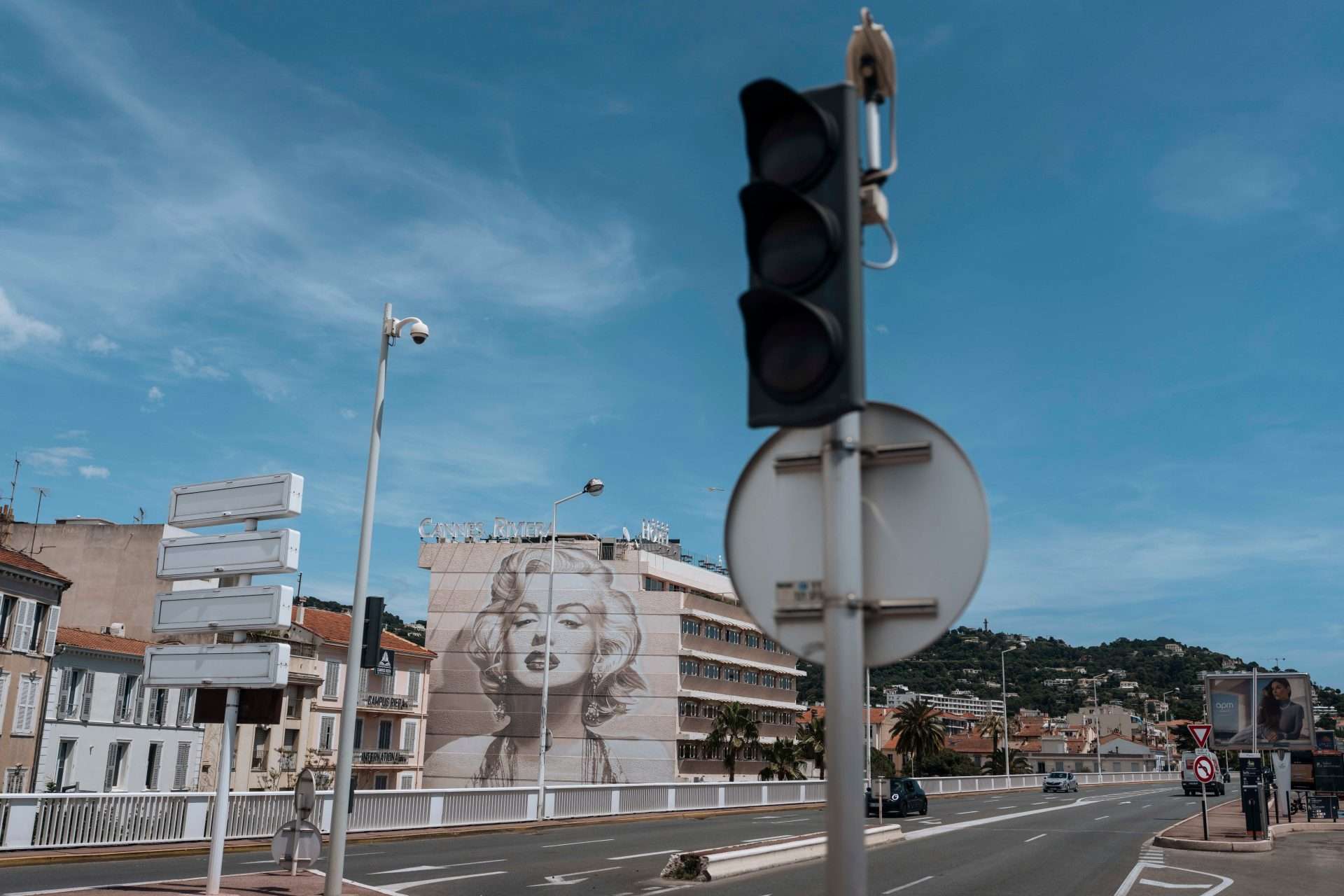Francia vive segundo apagón en menos de un mes y sugiere intencionalidad