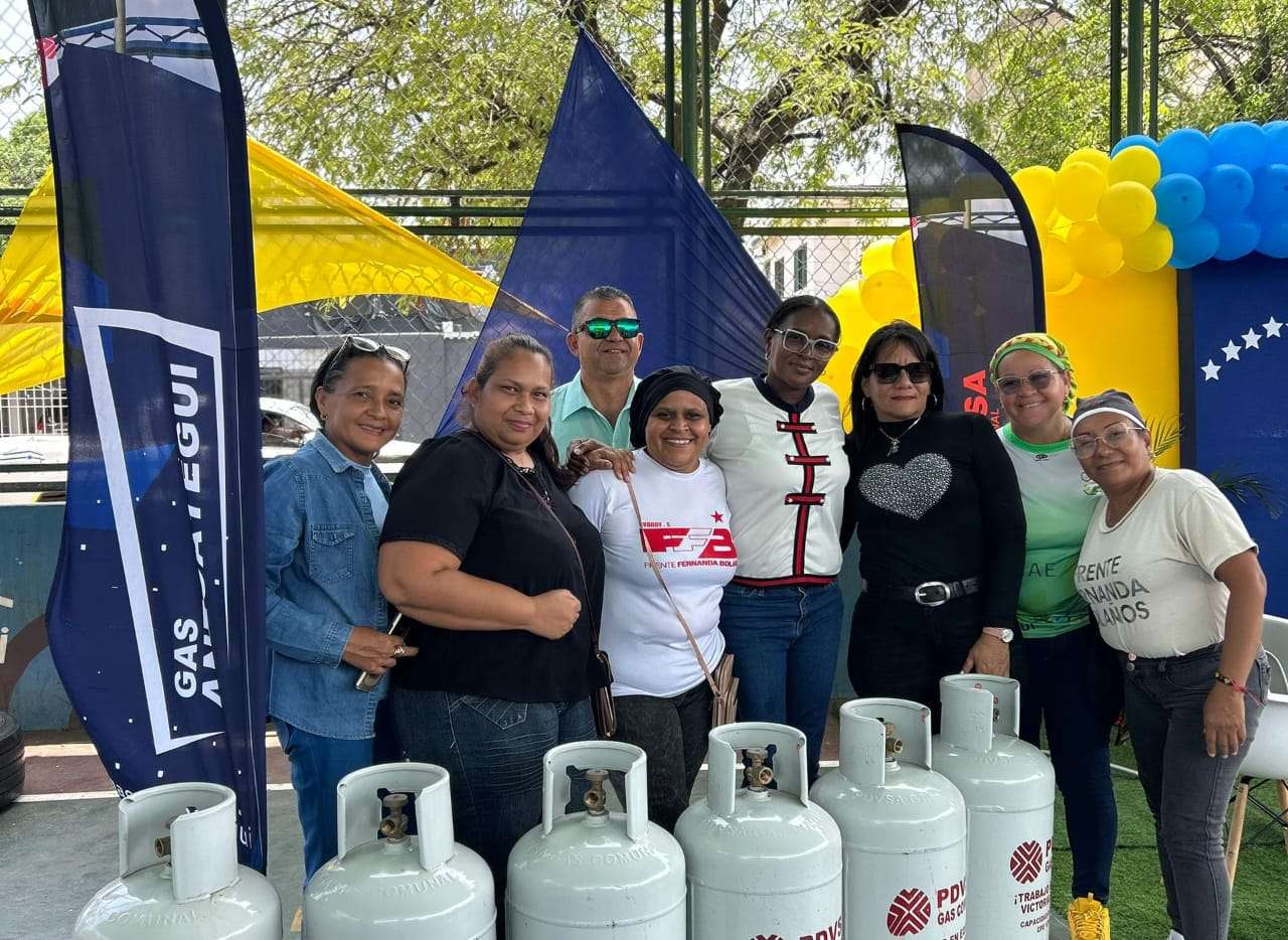Surten de gas a escuelas, casas de alimentación y centros de salud