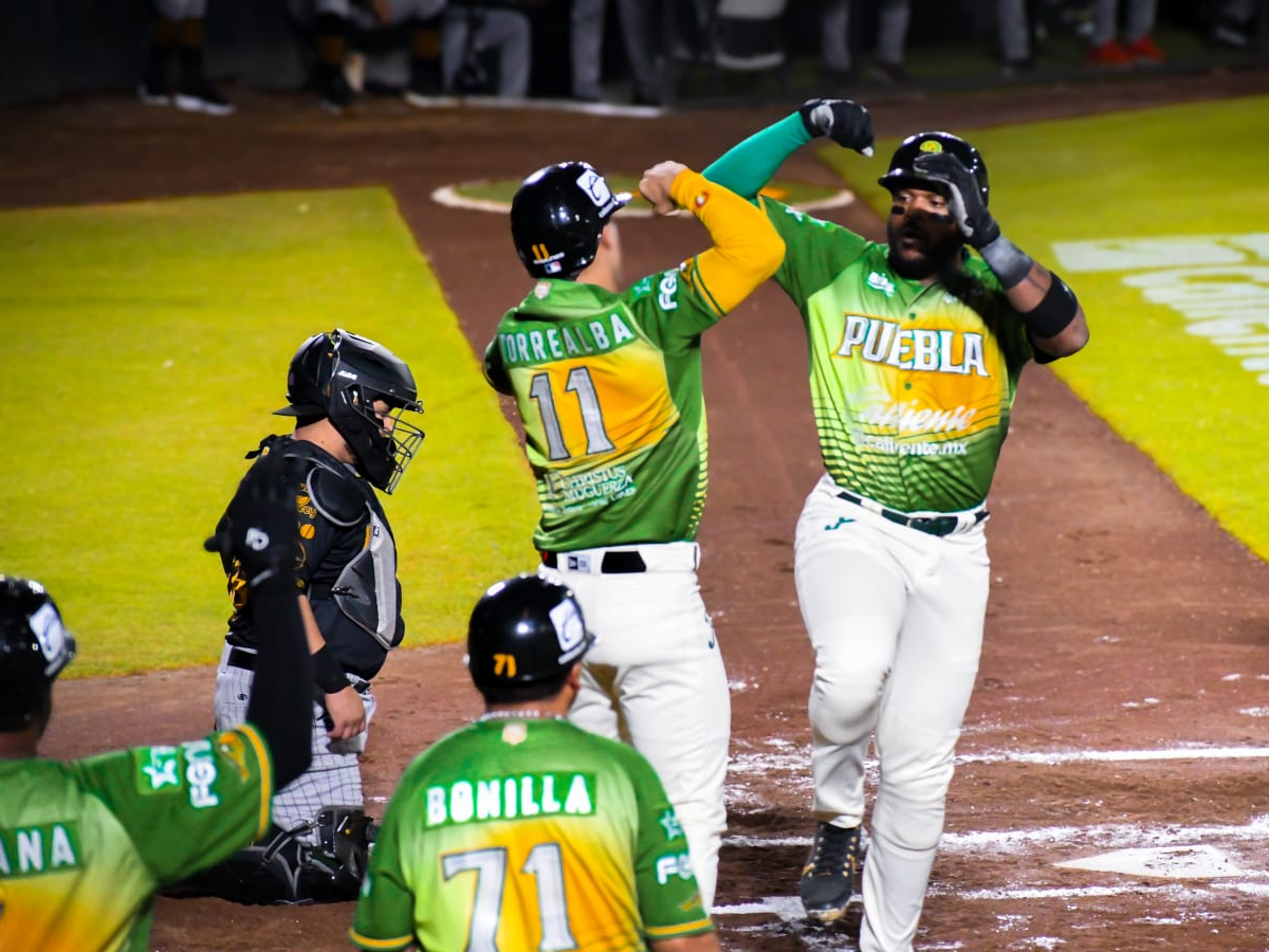 Eduardo Torrealba fue la bujía de Pericos ante Leones