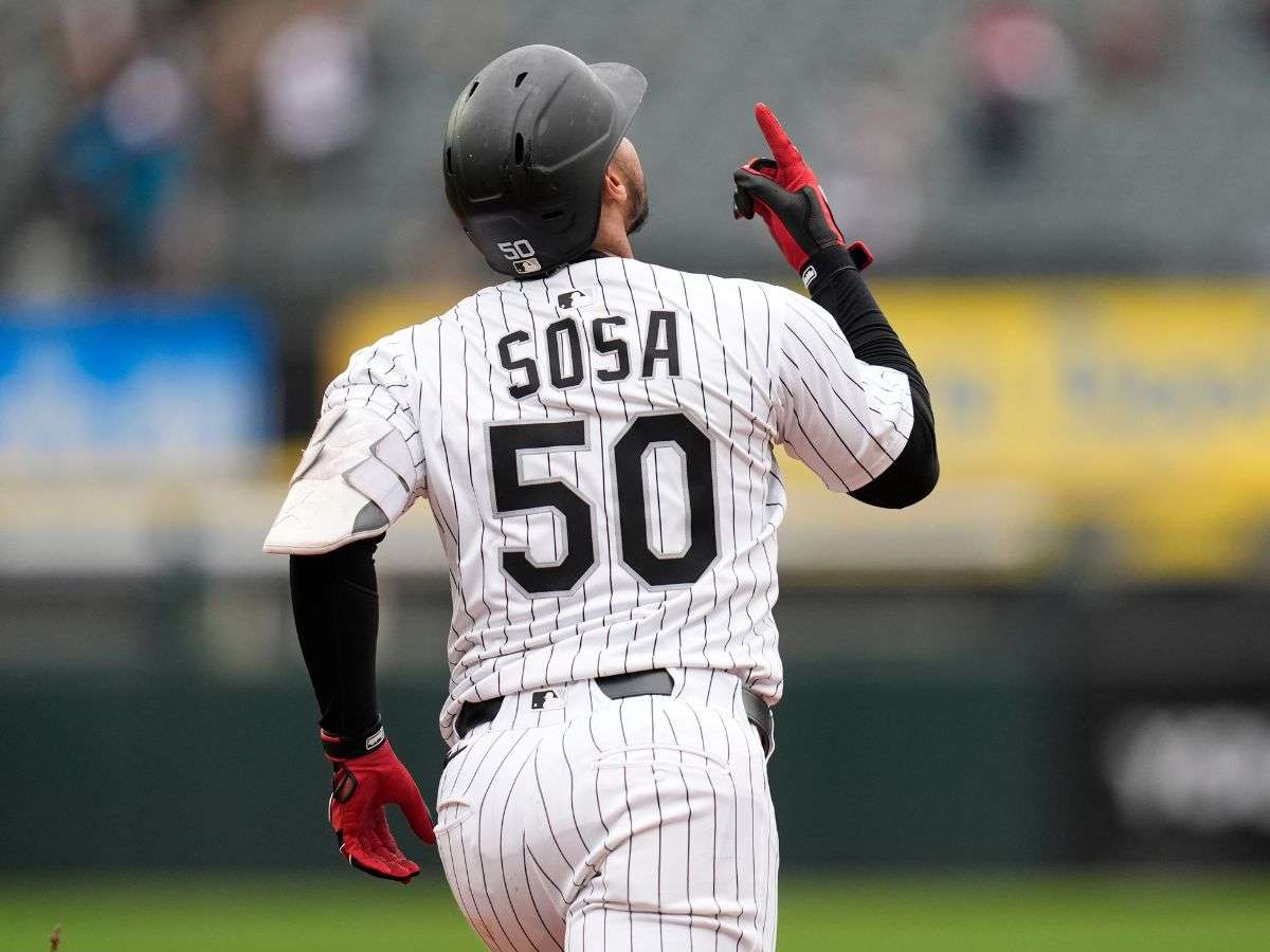 Jonrón de Lenyn Sosa no evitó la caida de Chicago