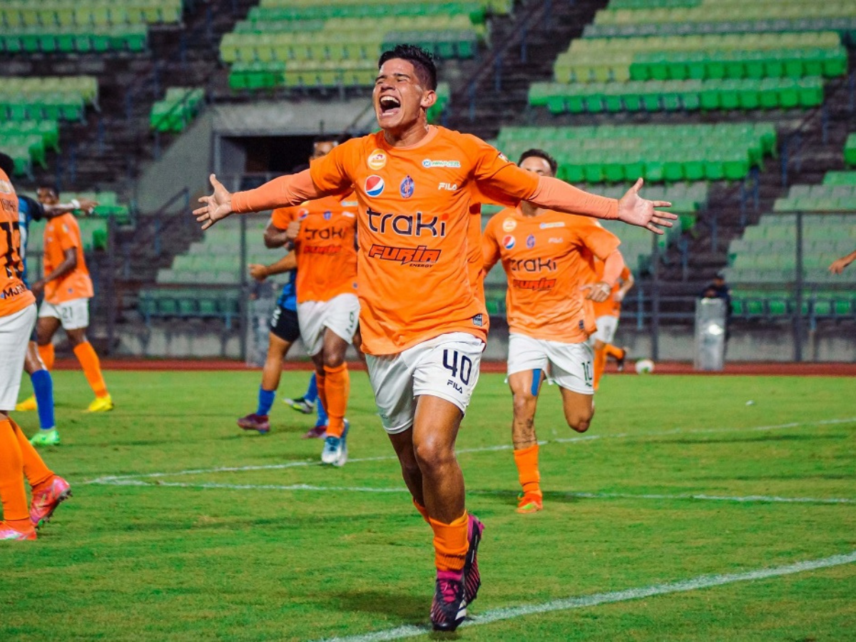 Miguel González del Dvo. La Guaira mira de cerca la final del Apertura