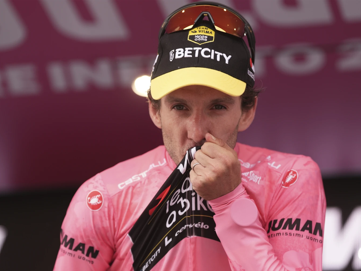 Simon Yates resurge y es el campeón virtual del Giro